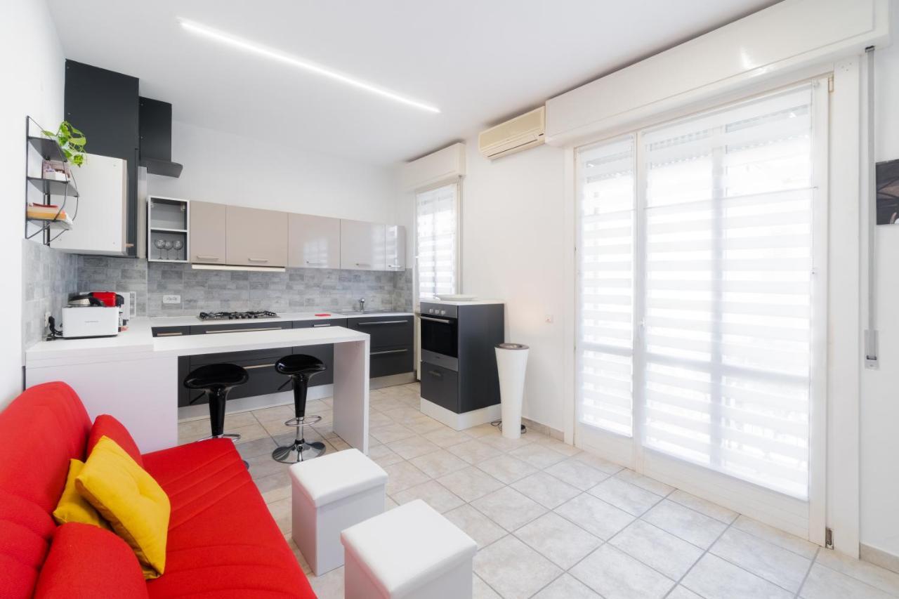 Appartement Viale Della Repubblica Free Parking E Wifi 1 Minute To Garda *